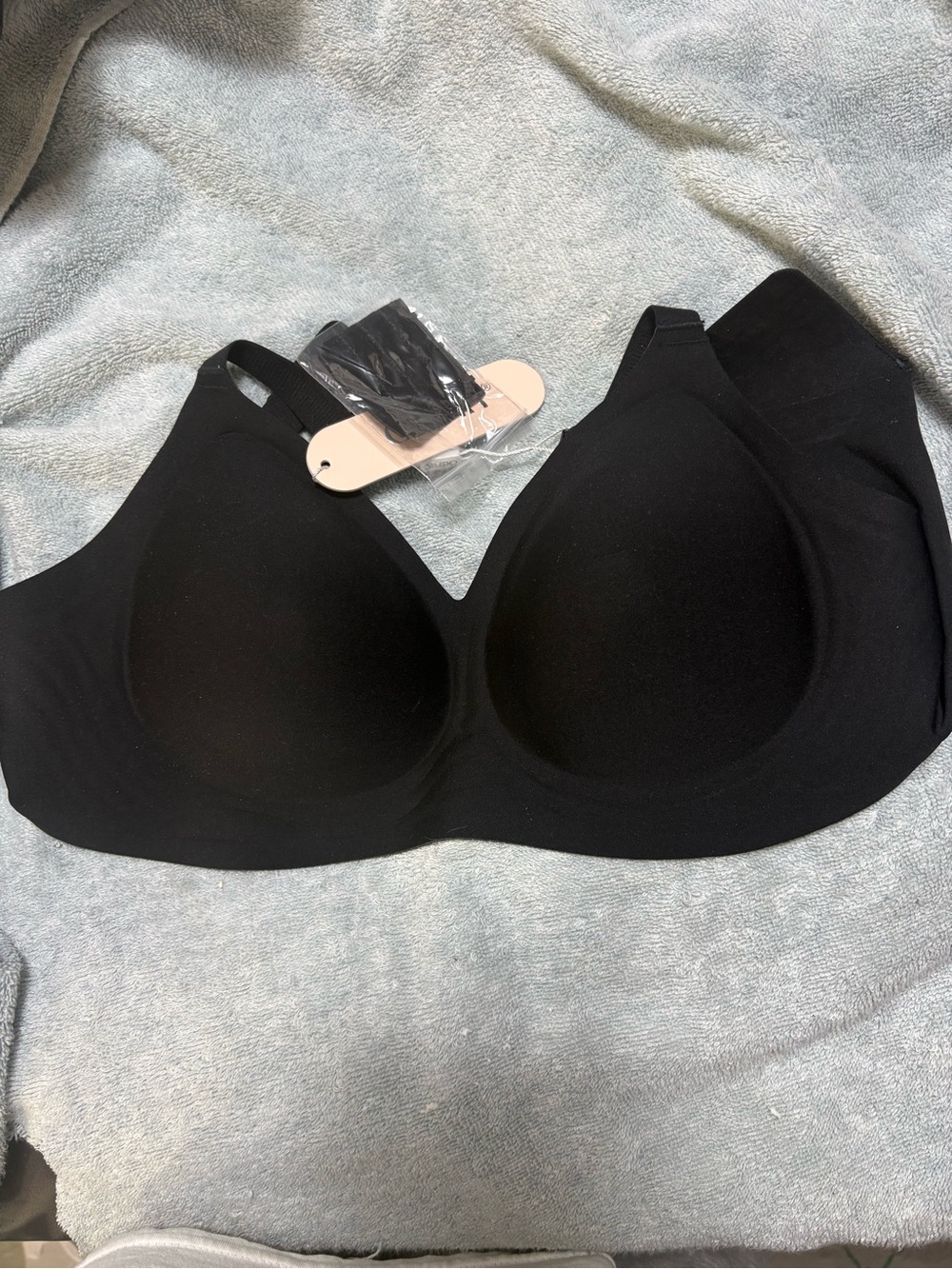 Seamless Black Molding Bra - Comfort Support